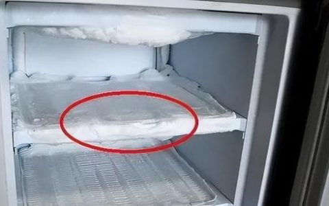 冰箱里的冷气从哪儿来的？怎么清理去除冷气？