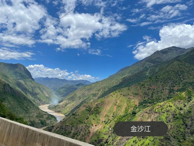 自驾云南旅游最佳路线是什么？云南旅游攻略